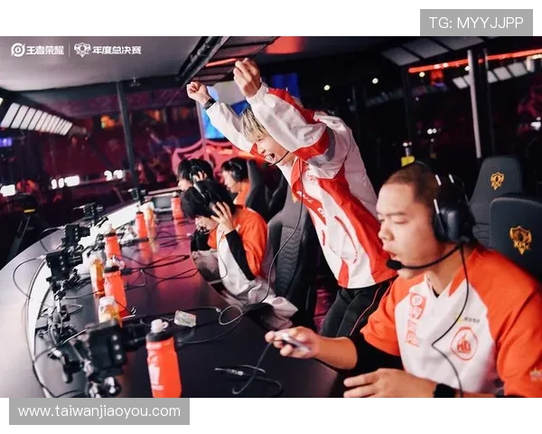 KPL娱乐赛AG赛场热血沸腾精彩对决激发年轻电竞玩家无限热情